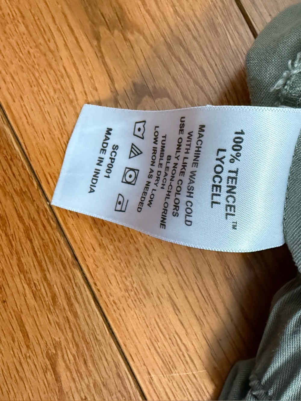 Quince Vintage Wash Tencel Utility Shorts NWOT - Picture 5 of 5